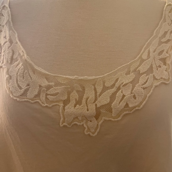 Talbots tank top, cream color, with lace inset on chest, Size XL - Picture 2 of 4
